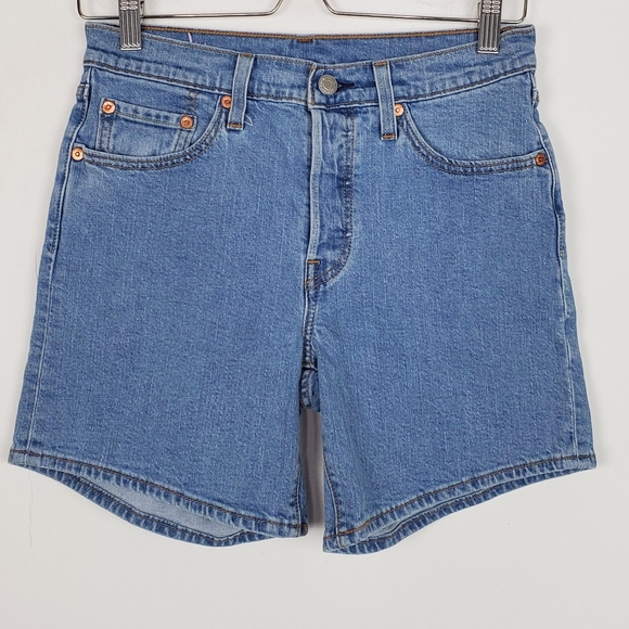 Levi's 501 Mom Shorts Light Wash 25 - Picture 3 of 6